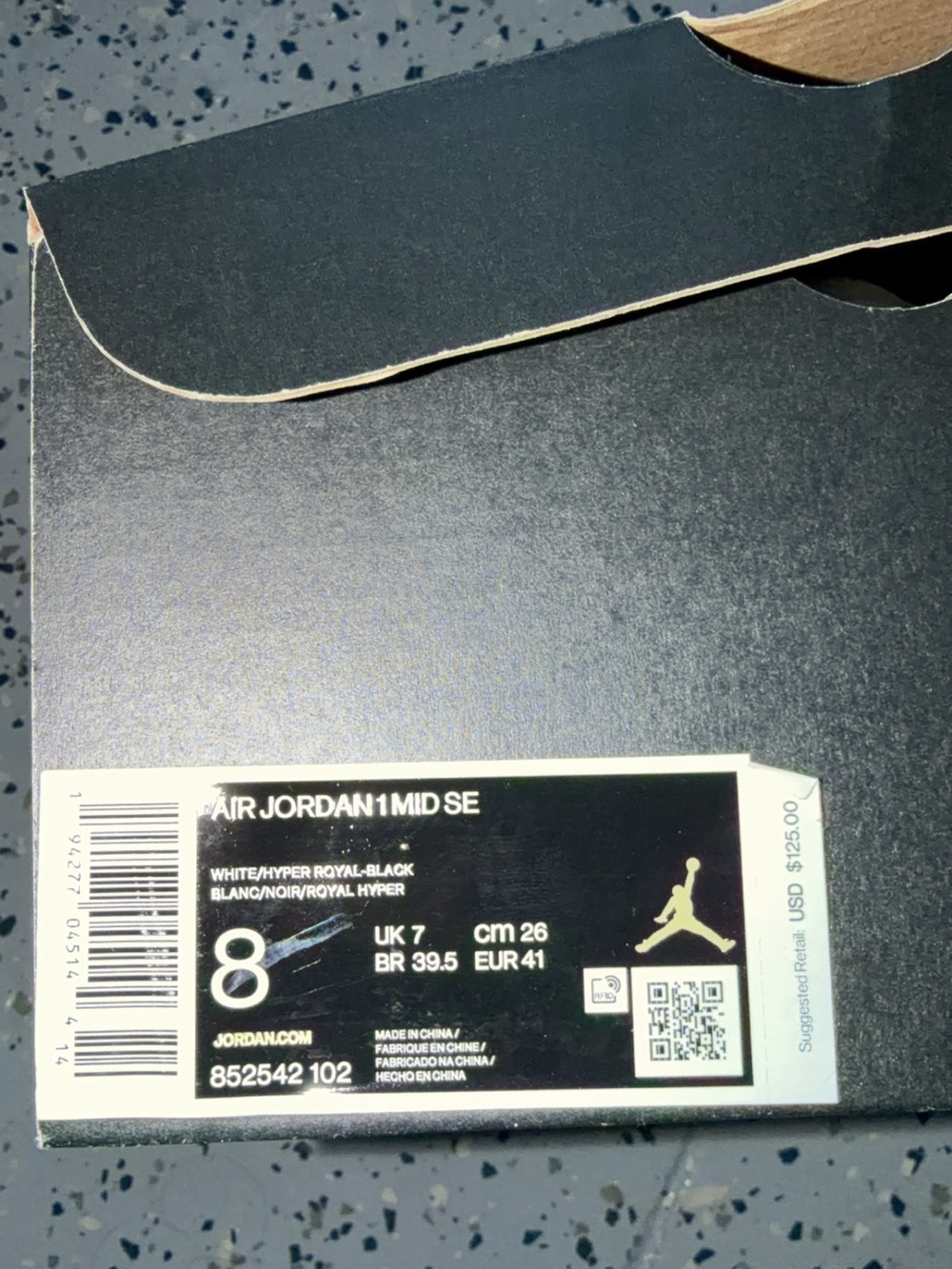 Jordan Air Jordan 1 Mid View 4